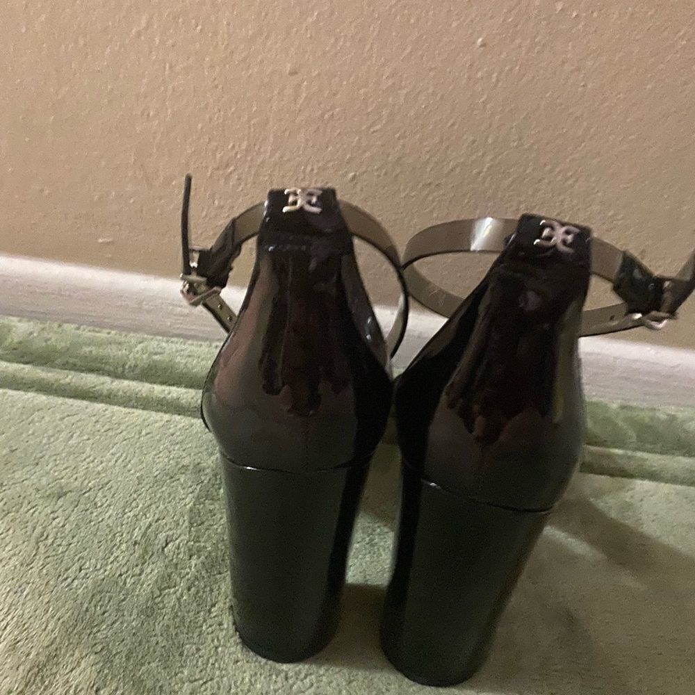 Sam Edelman  - Picture 3 of 4